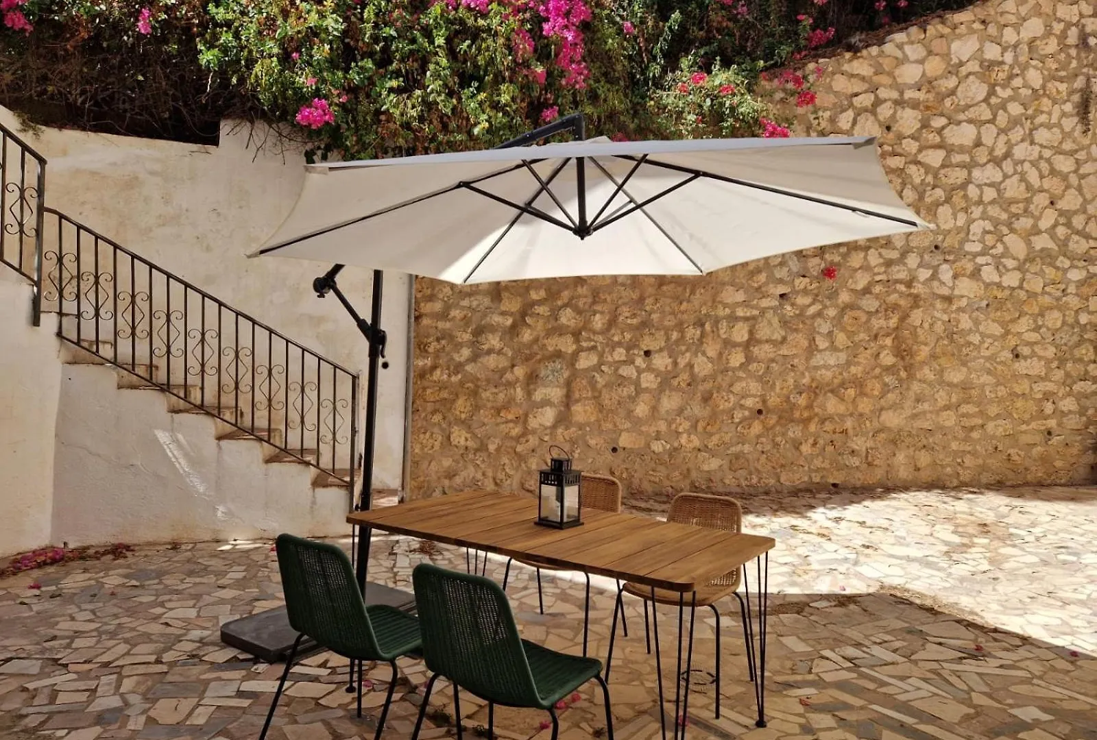 Habitacion Amplia Y Tranquila Con Bano Privado En Piso Compartido Malaga