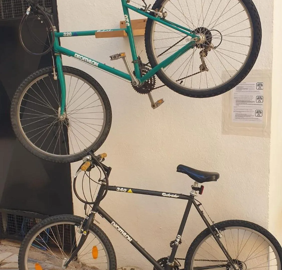 Habitacion Amplia Y Tranquila Con Bano Privado En Piso Compartido Malaga