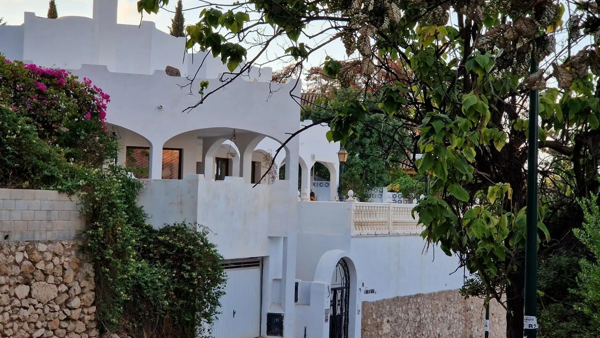 Habitacion Amplia Y Tranquila Con Bano Privado En Piso Compartido Malaga Spain